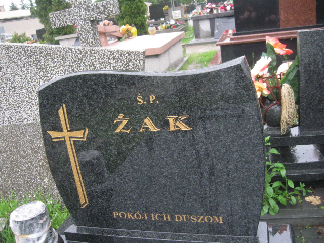 Irena Żak 1941 Skarżysko Kamienna - Grobonet - Wyszukiwarka osób pochowanych
