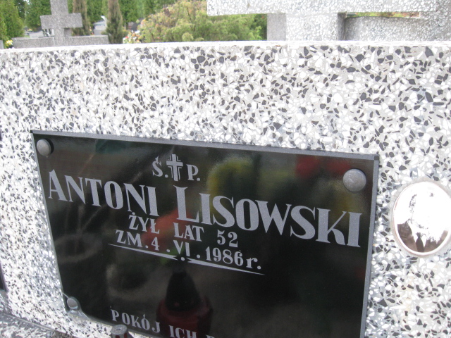   Skarżysko Kamienna - Grobonet - Wyszukiwarka osób pochowanych