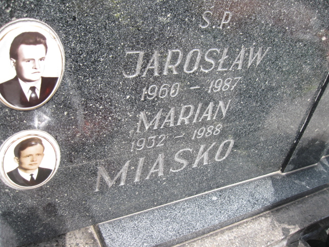 Jarosław Miąsko 1960 Skarżysko Kamienna - Grobonet - Wyszukiwarka osób pochowanych