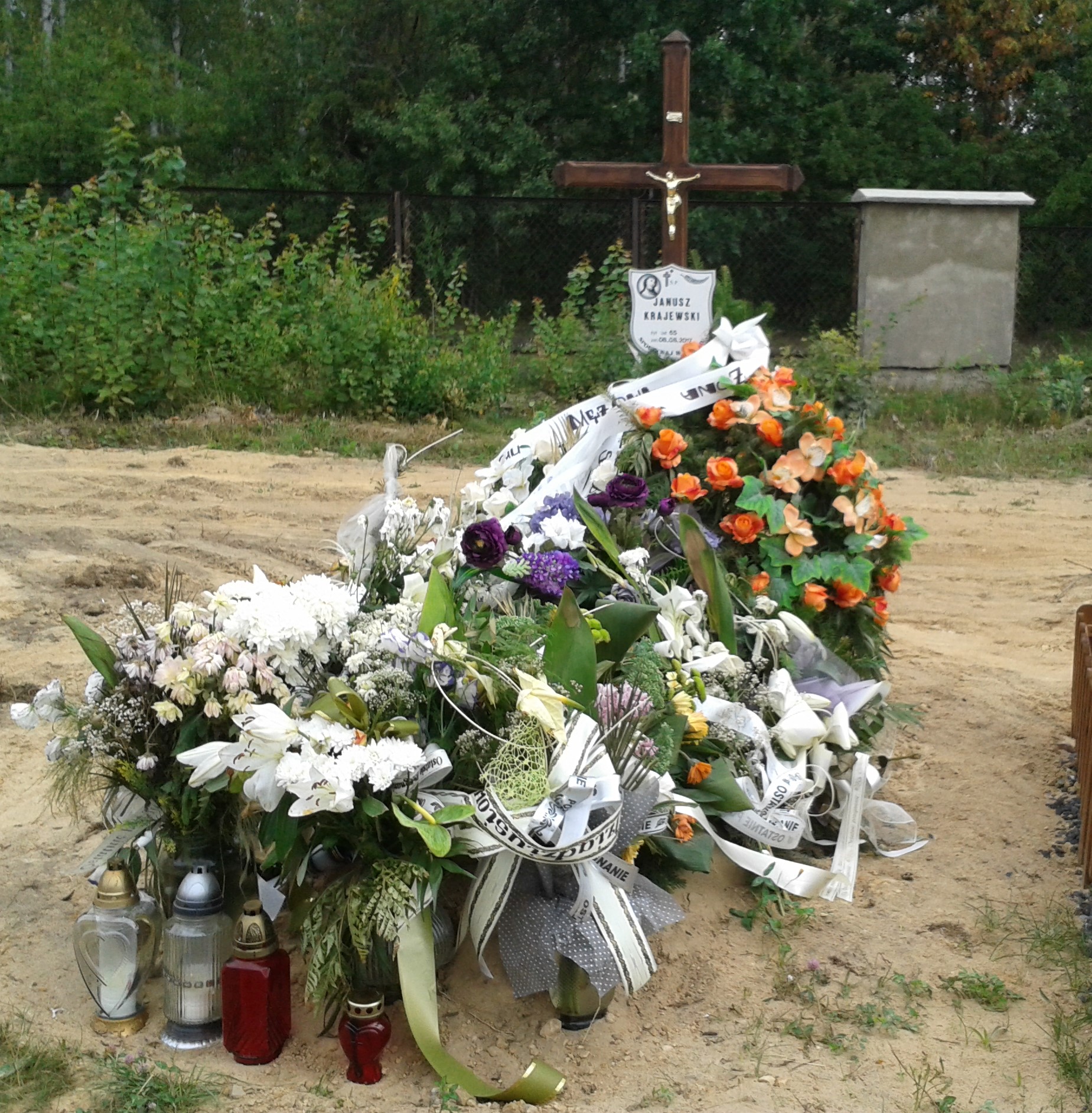Janusz Antoni Krajewski 1952 Skarżysko Kamienna - Grobonet - Wyszukiwarka osób pochowanych