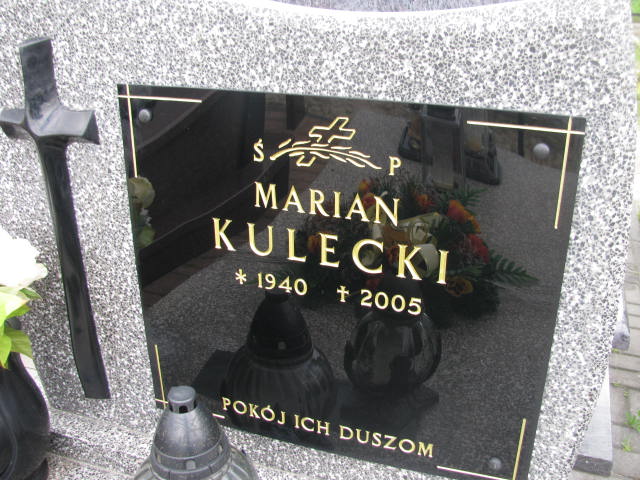 Marian Kulecki 1940 Skarżysko Kamienna - Grobonet - Wyszukiwarka osób pochowanych