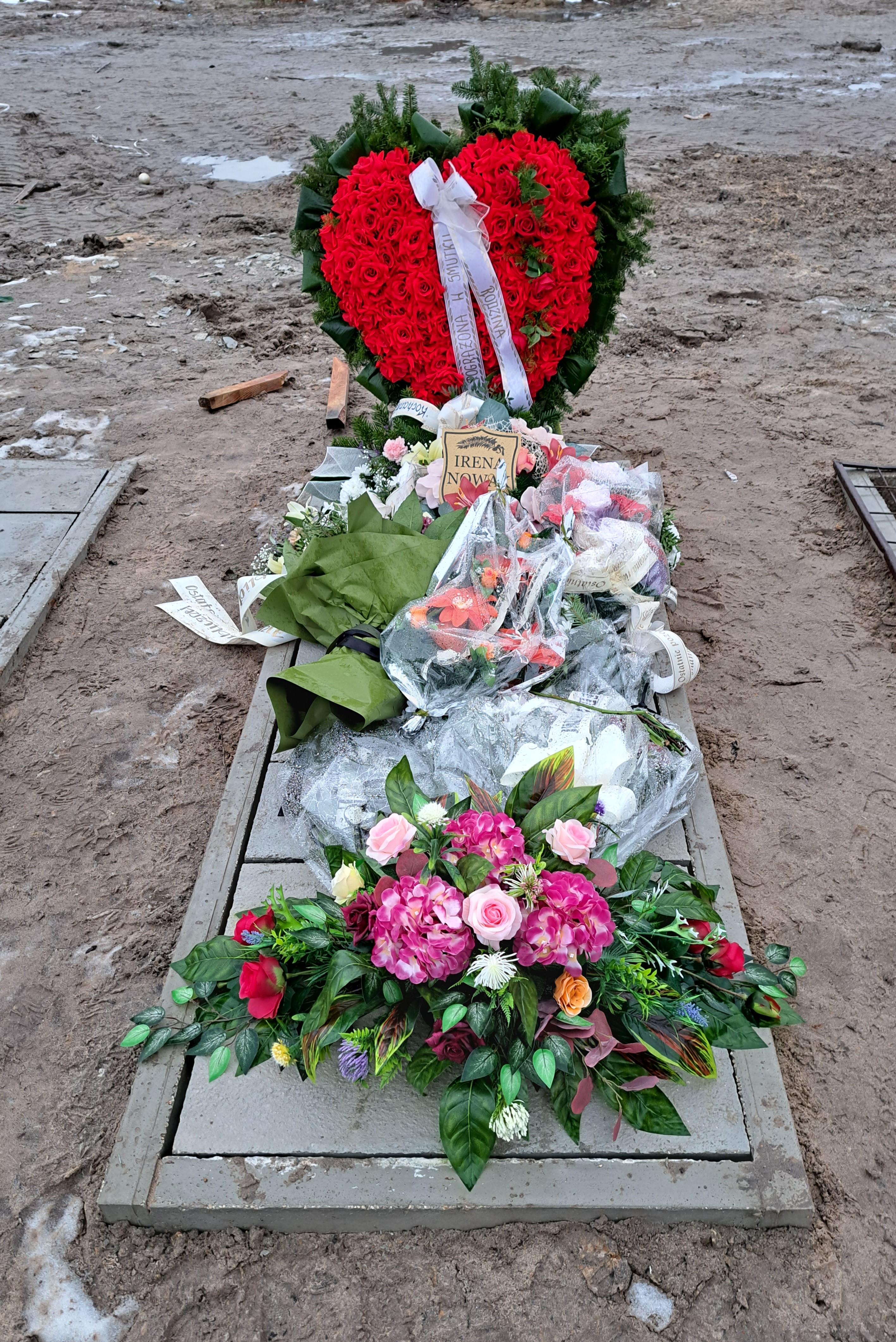 Irena Nowak 1945 Skarżysko Kamienna - Grobonet - Wyszukiwarka osób pochowanych