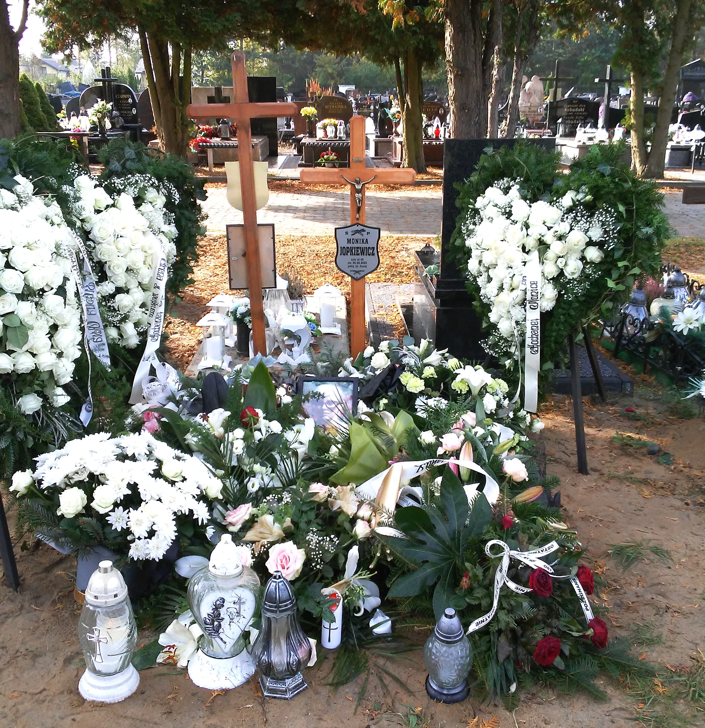 Monika Jopkiewicz 1978 Skarżysko Kamienna - Grobonet - Wyszukiwarka osób pochowanych